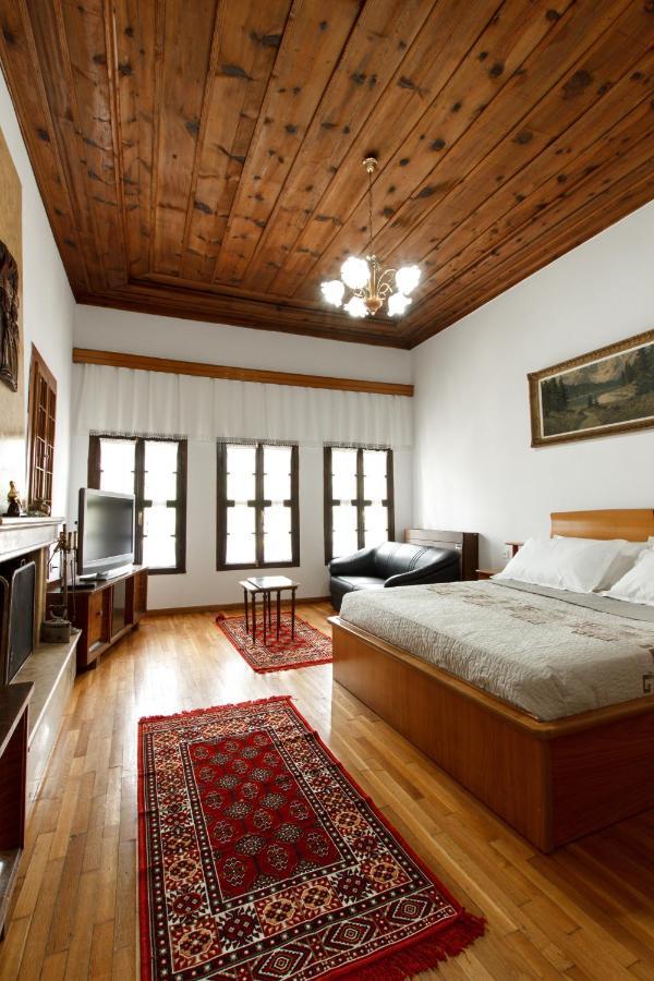 Emblematic House Apartment 2 Гирокастра Номер фото